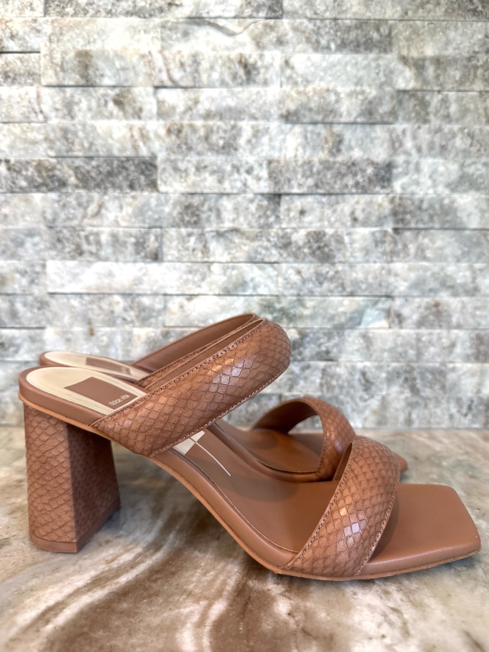 Dolce Vita Pascoe Sandals Nude Block Heel Bridesmaid Cocktail Size 9.5